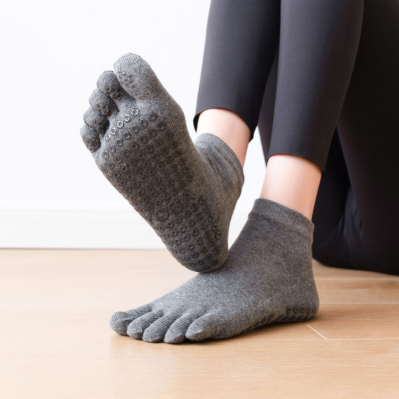 Anti-Slip Women Pilates Socks  - Fitness Yoga Pilates ulasan dan harga