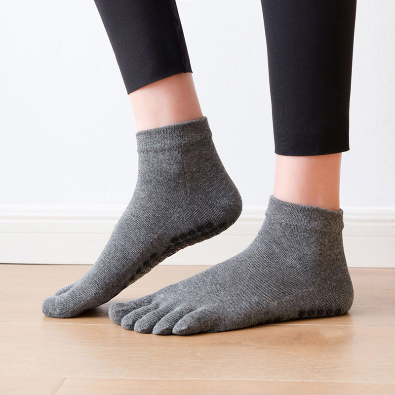 Anti-Slip Women Pilates Socks  - Fitness Yoga Pilates ulasan dan harga