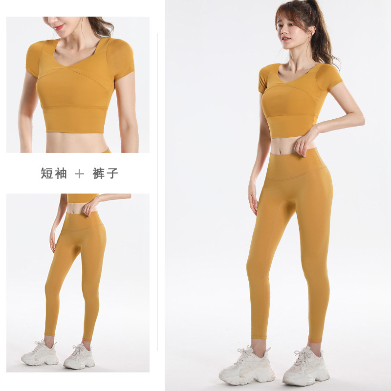Quick Dry Set Sports Top With  - Yoga & Fitness Classes By Niharika Zirakpur Reviews ulasan dan harga